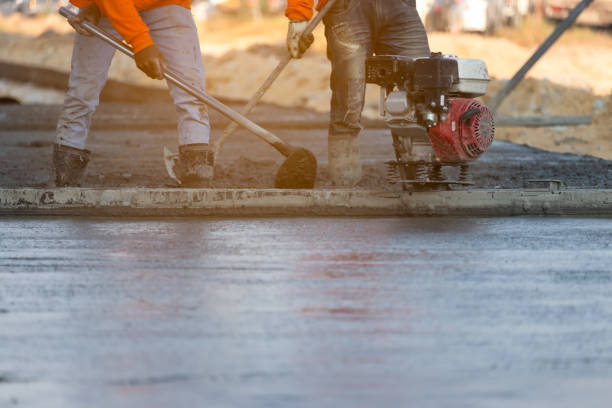 Best Concrete Pool Decks in Wildomar, CA